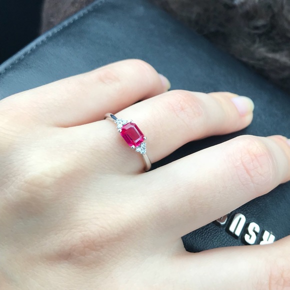 Natural Ruby Diamonds Ring minimalistic style - Picture 1 of 1
